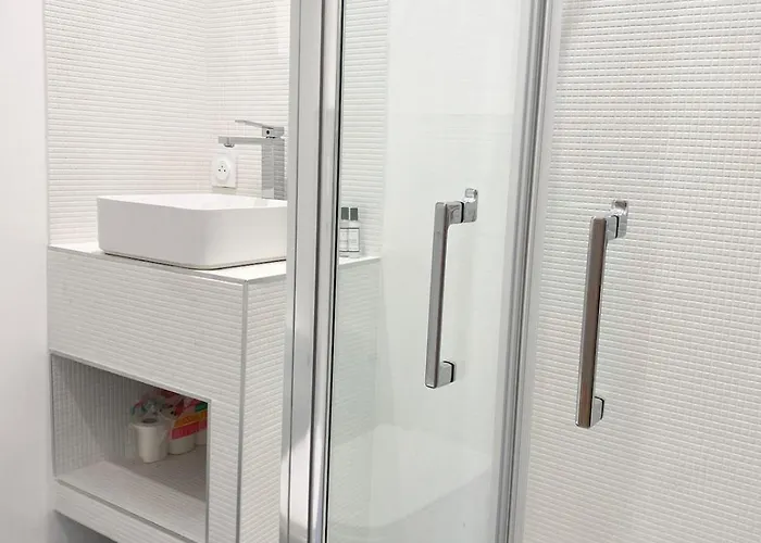 Place Saint Nicolas - Appartement *